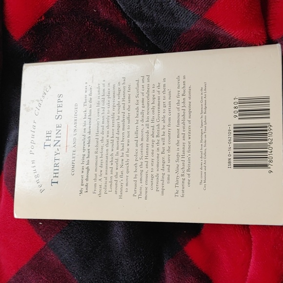2/$10 The Thirty-Nine Steps - Picture 2 of 8